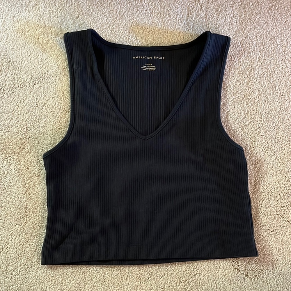 American Eagle black cropped tank top